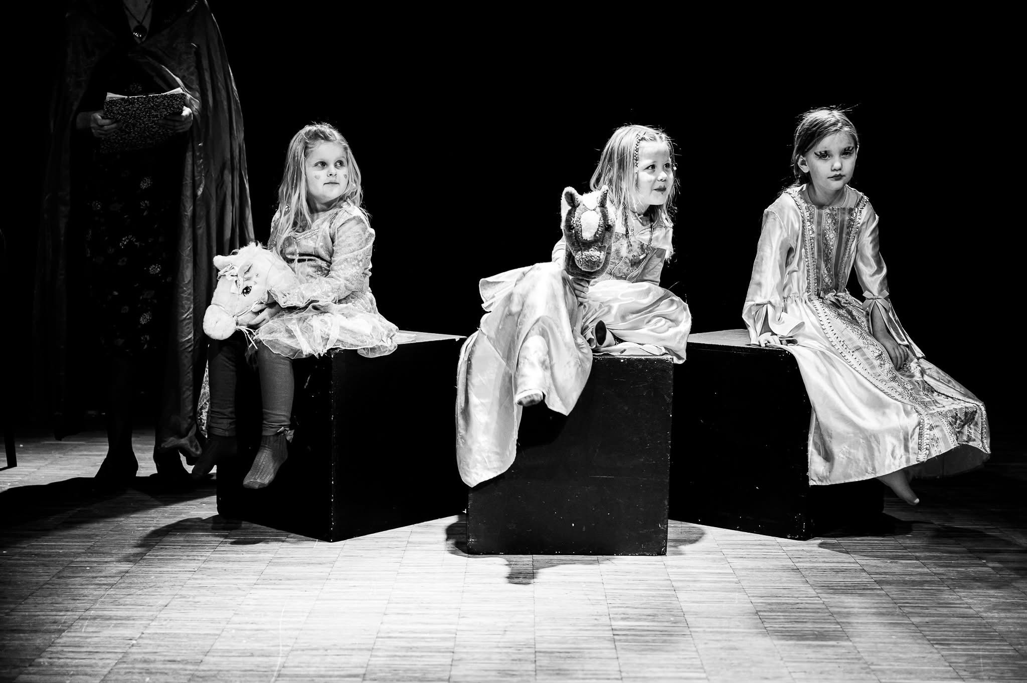 DRAMA UNDERVISNING